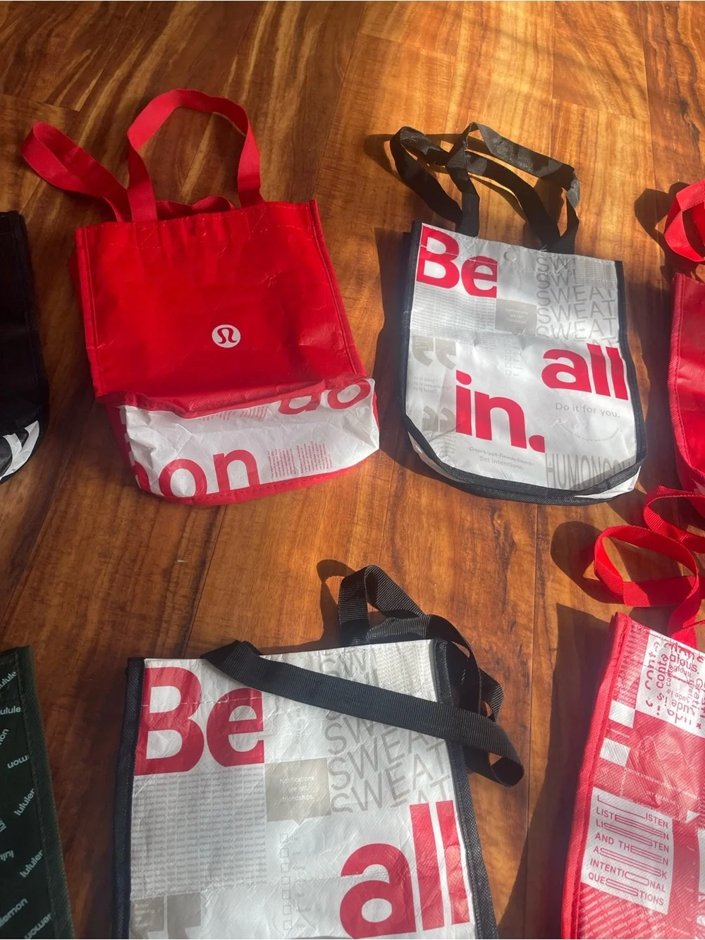 lululemon athletica' Reusable Small Tote Collection